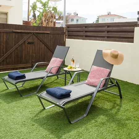 Villa Breeze *